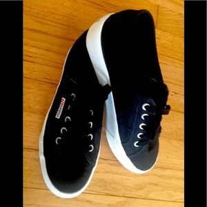 Superaga NWOT Blk Sneakers.! Sz 38/7/7.5